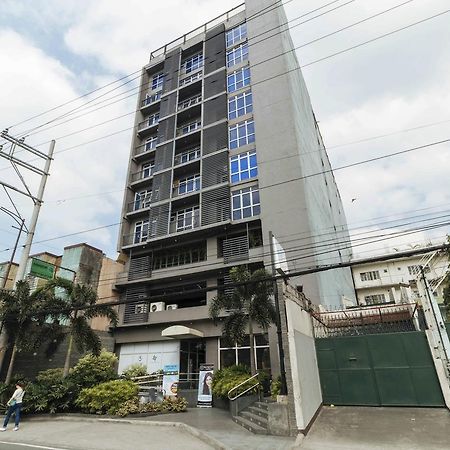 Reddoorz Plus @ Buendia Ave Makati Makati City Exterior photo